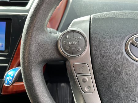 2016 Toyota Prius+ - thumbnail 22