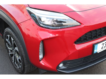 2023 Toyota Yaris Cross 1.5 Hybrid CVT Luna Sport €28,950 thumbnail