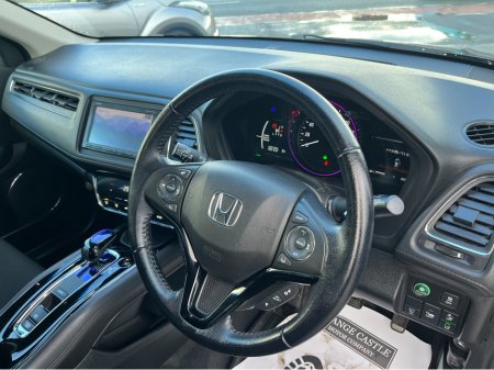 2016 Honda HR-V VEZEL 1.5 HYBRID AUTO LOW KMS €14,950 thumbnail