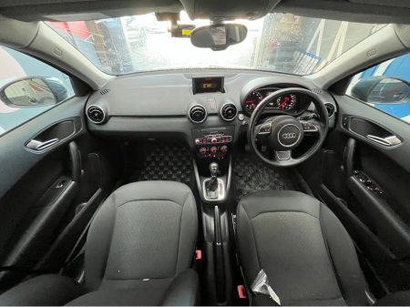 2017 Audi A1 - thumbnail 13