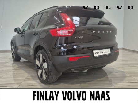 2022 Volvo XC40 - thumbnail 3