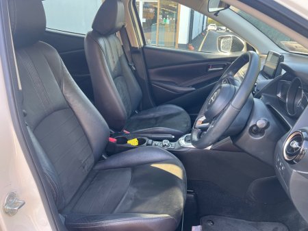 2017 Mazda Demio - thumbnail 20