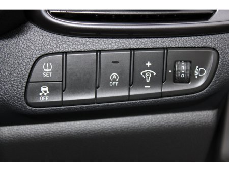 2023 Hyundai i30 Petrol Deluxe NLine €23,950 thumbnail