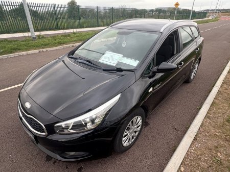 2013 Kia Ceed SW CRDI Excellent Condition! BLUETOOTH AIR CON, Six speed transmission, Rear Parking Sensors, Multi-Function Steering Wheel €8,900