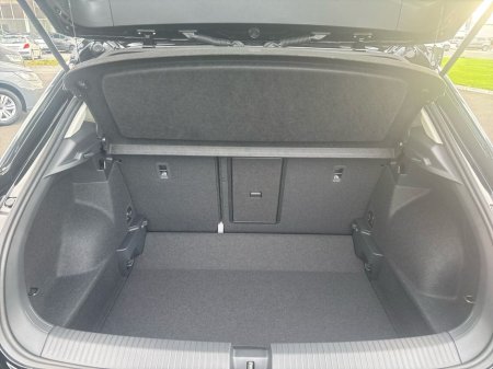 2026 Volkswagen T-Roc EDITION 75 2.0TDI M6F 116HP €40,184 thumbnail