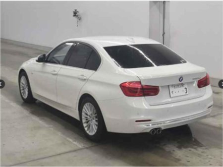2016 BMW 3 Series 2.0 AUTOMATIC DIESEL   LEATHER INTERIOR €18,950