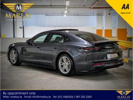 2018 Porsche Panamera - view 2