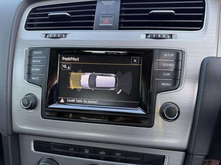 2014 Volkswagen Golf - thumbnail 6