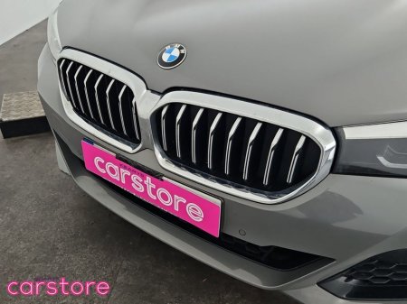 2021 BMW 5 Series - photo 19