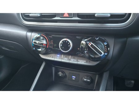 2021 Hyundai Kona - thumbnail 24