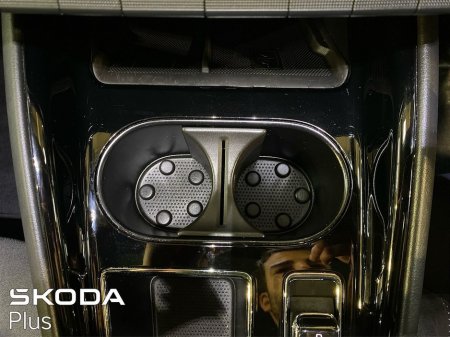 2022 Skoda Enyaq - thumbnail 26