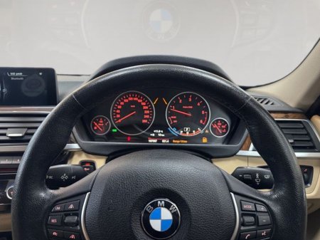 2016 BMW 3 Series - thumbnail 13