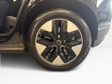 2026 Volvo EX30 - thumbnail 5