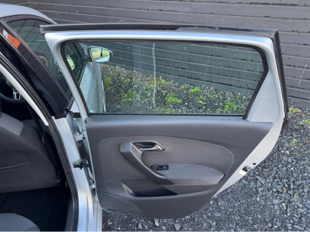 2012 Volkswagen Polo 1.2 TSI AUTO 5DR €7,995 thumbnail