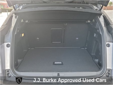 2024 Peugeot 3008 1.5 BlueHDi 130bhp Auto Allure €34,950 thumbnail