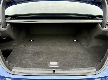 2018 BMW 5 Series - thumbnail 13