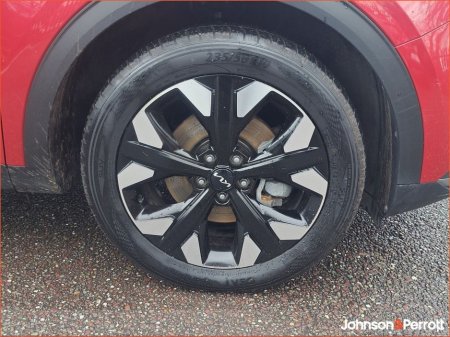 2022 Kia Sportage 1.6 PHEV K3 €32,900 thumbnail