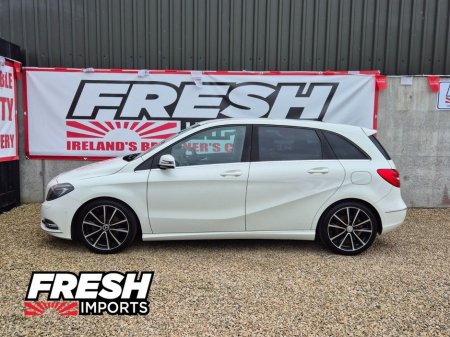 2014 Mercedes-Benz 180 *TOP SPEC MODEL* thumbnail