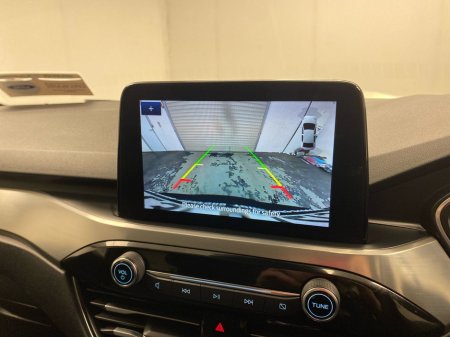 2023 Ford Kuga 2.5 Duratec 225PS PHEV Titanium Auto €23,995 thumbnail