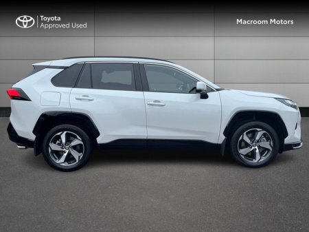 2025 Toyota Rav4 - thumbnail 3