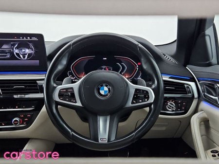 2021 BMW 5 Series - thumbnail 18