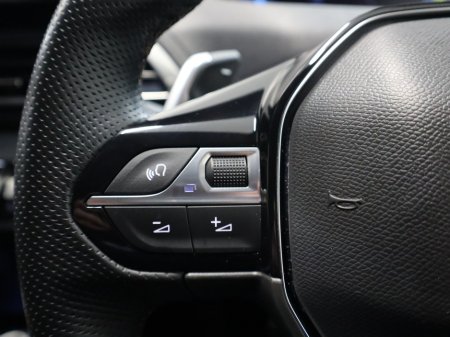 2022 Peugeot 3008 *109* GT LINE S/S PHEV 4X4 €26,995 thumbnail