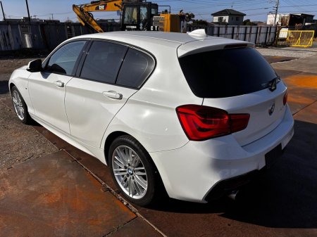 2017 BMW 1 Series - thumbnail 9