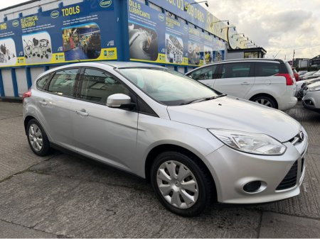 2011 Ford Focus - thumbnail 7