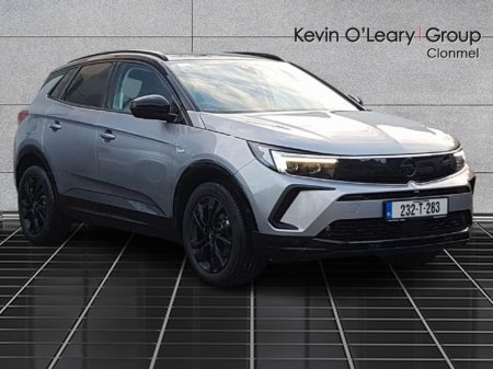 2023 Opel Grandland Sri-1.2 130ps-pet-8spauto 4DR €31,900