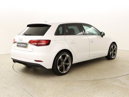 2018 Audi A3 - thumbnail 7