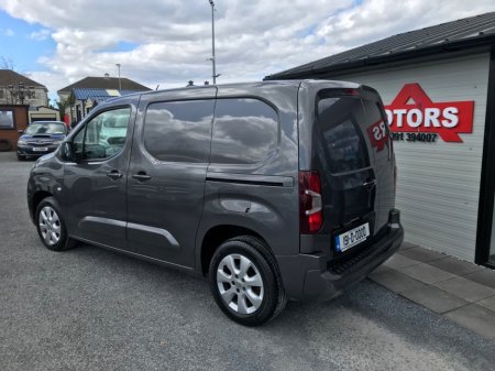2019 Vauxhall Combo - thumbnail 14