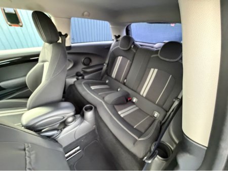 2018 MINI Cooper D - thumbnail 33