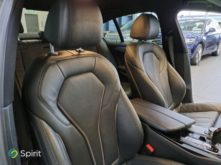 2019 BMW 5 Series - thumbnail 19