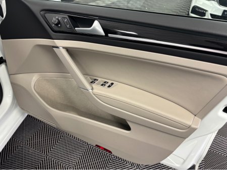 2019 Volkswagen Golf *VOLKSWAGEN GOLF TSI* *LOW MILEAGE* *HEATED LEATHER ELECTRIC SEATS* *WIDE PRONAV SCREEN* *REVERSE CAMERA* *PARKING SENSORS* *DSG AUTOMATIC* *FINANCE AVAILABLE* *TRADE INS WELCOME* €21,950 thumbnail