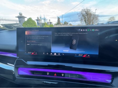 2024 BMW 5 Series - thumbnail 23