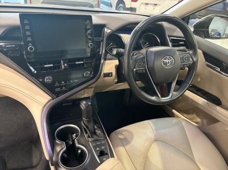 2023 Toyota Camry - thumbnail 8