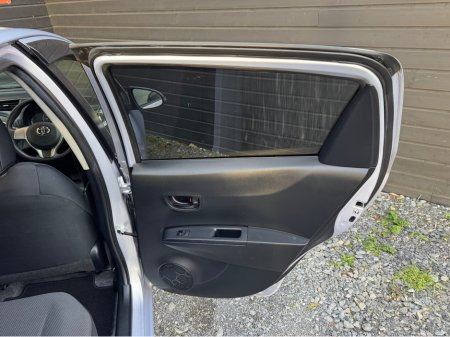 2012 Toyota Yaris 1.0 VITZ 5DR AUTO €6,995 thumbnail