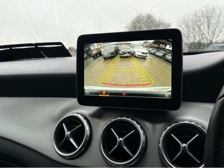 2017 Mercedes-Benz GLA Class GLA200 D AMG LINE 5DR AUTO €17,900 thumbnail