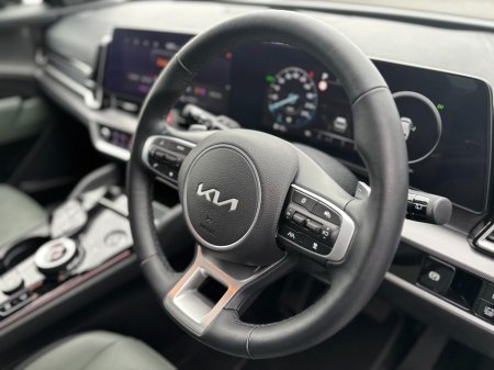 2025 Kia Sportage 1.6 Hybrid Automatic €42,995