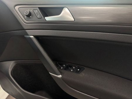 2019 Volkswagen Golf - thumbnail 12