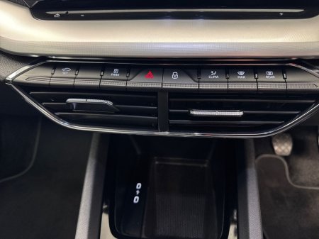 2024 Skoda Octavia - thumbnail 17