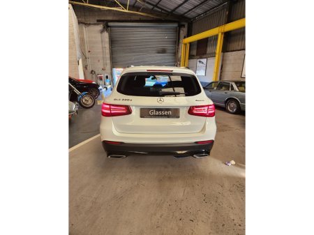 2019 Mercedes-Benz GLC Class 220D 4MATIC URBAN EDITION 5DR// CLEAN LOW MILEAGE EXAMPLE FINISHED IN DIAMOND WHITE SUPERB JEEP// FOUR BRAND NEW GOODYEAR TYRES // STUNNING UNMARKED JEEP €32,950