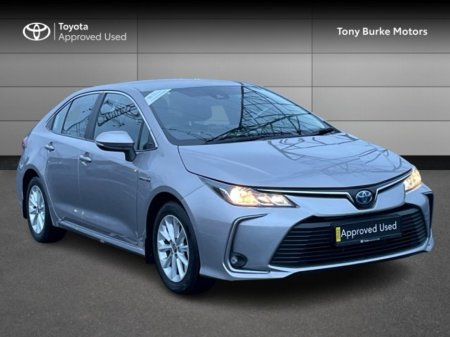 2022 Toyota Corolla - Luna Edition - 1.8 Hybrid - Automatic - Tax EUR 180 - Full TOYOTA Service History // Remote Central Locking // Front Electric Windows // Rear Electric Windows // Electric Mirrors // Finger Tip Stere