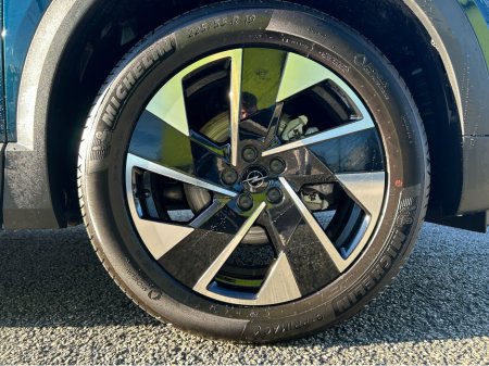 2026 Opel Grandland GS1.2 Hybrid €46,600 thumbnail