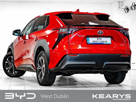 2024 Toyota bZ4X - thumbnail 2