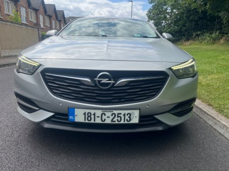 2018 Opel Insignia 1.6 (110PS) Turbo D ecoTEC SC €8,950 thumbnail