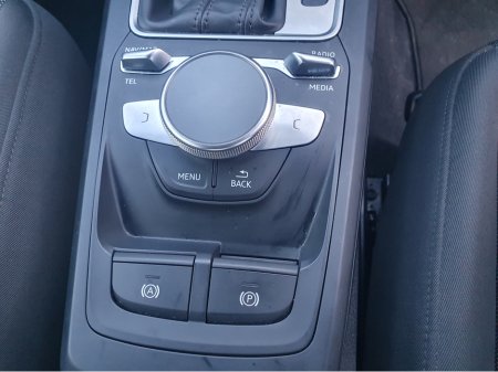 2023 Audi Q2 35 TFSI S-TRONIC 150HP SE 4DR AUTO €32,995 thumbnail