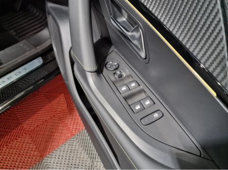 2024 Peugeot 2008 EV GT (50KWH BATTERY) AUTOMATIC **ONE OWNER / TOP SPEC / APPLE CARPLAY / CRUISE CONTROL / HALF LEATHER / KEYLESS ENTRY / REVERSE CAMERA / WIRELESS PHONE CHARGING / PEUGEOT WARRANTY 03|2027** €25,900 thumbnail