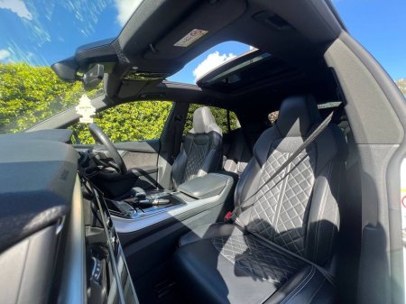 2020 Audi Q8 - photo 2