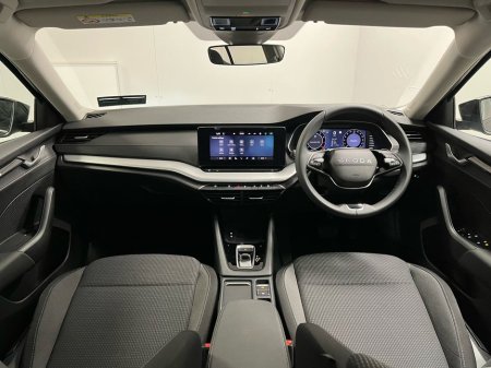 2025 Skoda Octavia Selection DSG 1.5TSI 115BHP - Reversing Camera - Climate Control - Cruise Control - Apple CarPlay/Android Auto - Auto Lights/Wipers €33,950